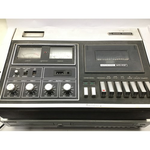 275 - National Panasonic cassette deck and a Samsung VHS/DVD player.