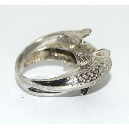 430 - Unusual 925 silver Vintage fish ring Size L 1/2.