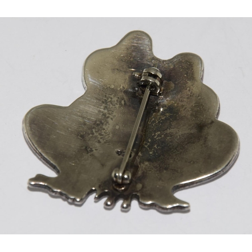 444 - Cute 925 silver Frog brooch.