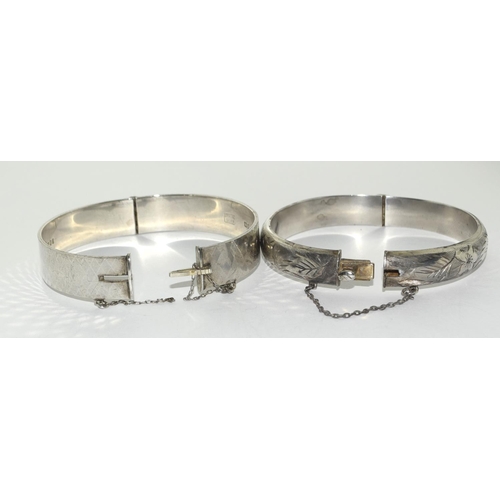 473 - 2x silver bangles