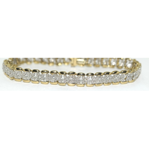 352 - 9ct gold diamond set bracelet 10g