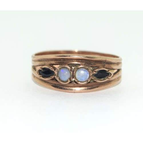 339 - 9ct rose gold ladies Opal and sapphire ring size R