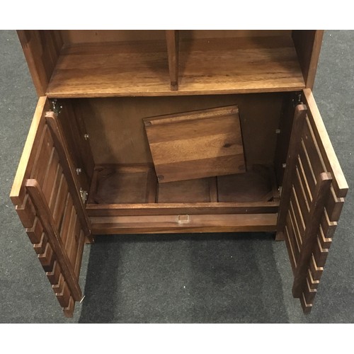 516 - Teak storage cabinet with fitted draws and adjustable shelf 105x60x25cm