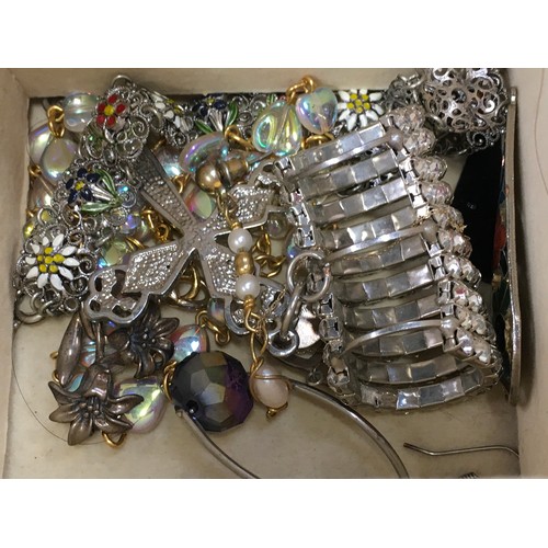 444 - Collection of costume jewellery to include silver.