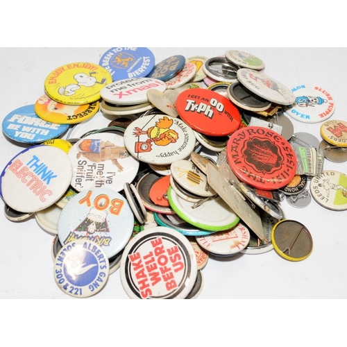 44 - Small tub of vintage advertising pin badges