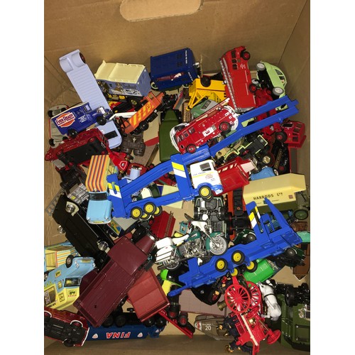 419 - Collection of mixed diecast to include Corgi, Lledo, Oxford Diecast and others.