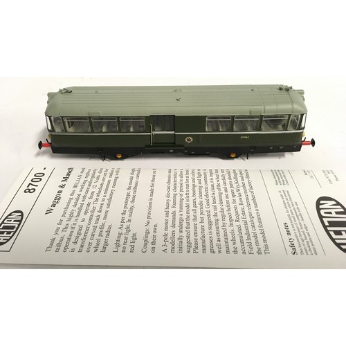 64 - Heljan OO Gauge Diesel Locomotive Ref.8702 Diesel Rail Bus No.E79963. Near Mint in Near Mint box.