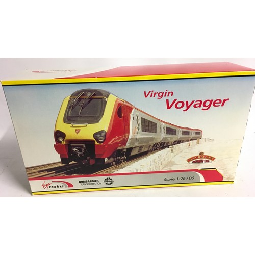 66 - Bachmann OO Gauge 32-600 4-car Virgin Voyager (Non Tilt) Class 220 DEMU No.220001 