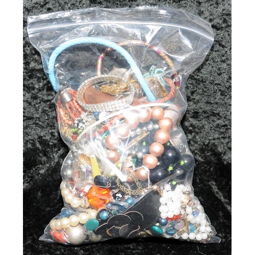 354 - Large bag of mixed costume jewellery