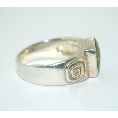 377 - A heavy 925 silver Relios ring Size S