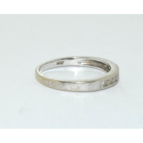 462 - Diamond 0.20 point 1/2 eternity ring size N