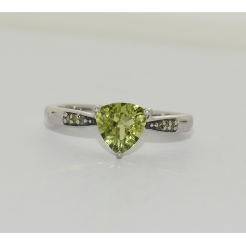 408 - Peridot 925 silver earrings and ring size N