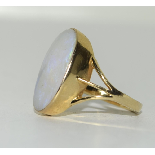 329 - 14ct Gold Opal ring. Size Q.