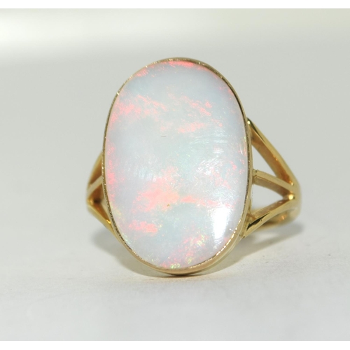 329 - 14ct Gold Opal ring. Size Q.