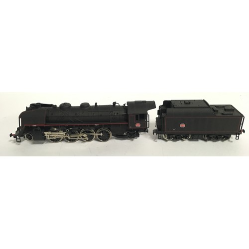 185 - Jouef HO 8273 SNCF 2-8-2 Steam locomotive in black livery No.141R. Appears Excellent in Good Plus bo... 