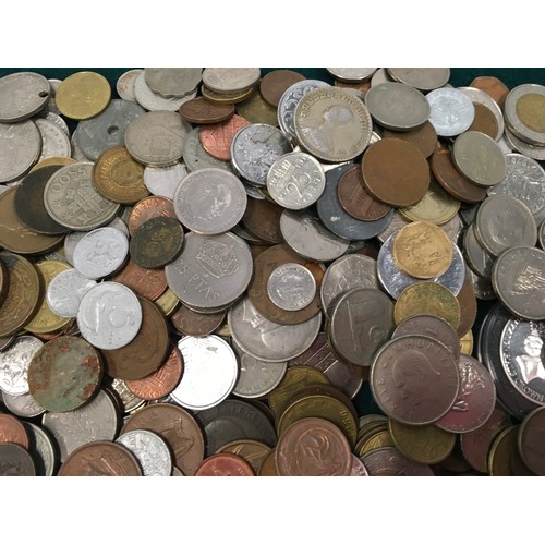 253 - A large collection of foreign coinage.