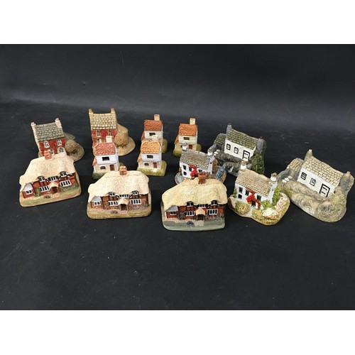 102 - 13 Lilliput lane, 3 x Honey suckle cottage, 2 x burnside, 2 x holly cottage, 2 stoney beck and 4 x m... 