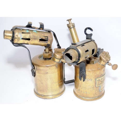 70 - Collection of vintage paraffin blow torches including Erikssons, Primus, Burmos and Monitor brands. ... 