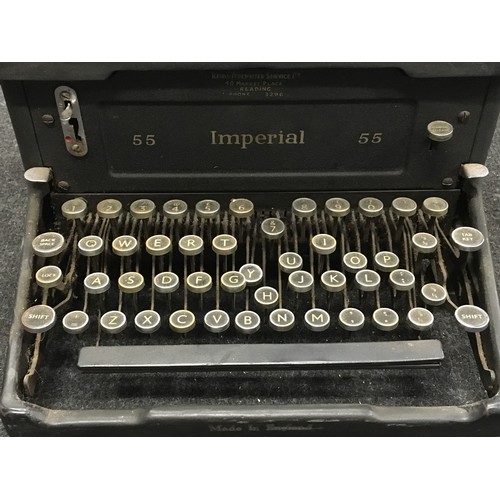 271 - Vintage 1940's Imperial model 55 typewriter.