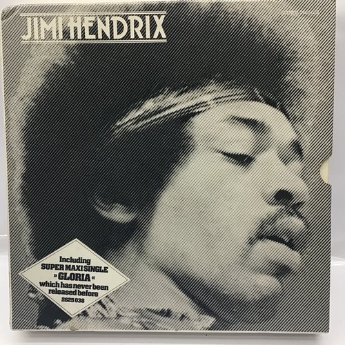 149 - JIMI HENDRIX VINYL BOX SET. Here we find on Polydor 2625038 released in 1980 a set that is in VG+/Ex... 