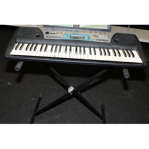 261 - Yamaha Portatone keyboard ref: PSR-170 c/w stand, owners manual and songbook