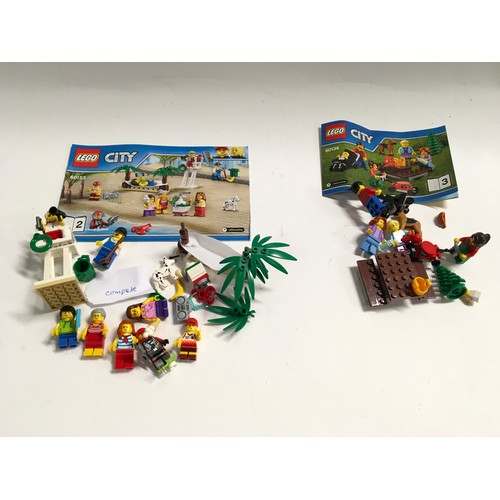 42 - Various unboxed Lego sets with instructions including Minifigures sets - see photos.