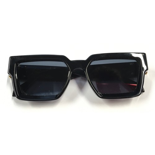 Sold at Auction: Louis Vuitton 1.1 Millionaires Sunglasses