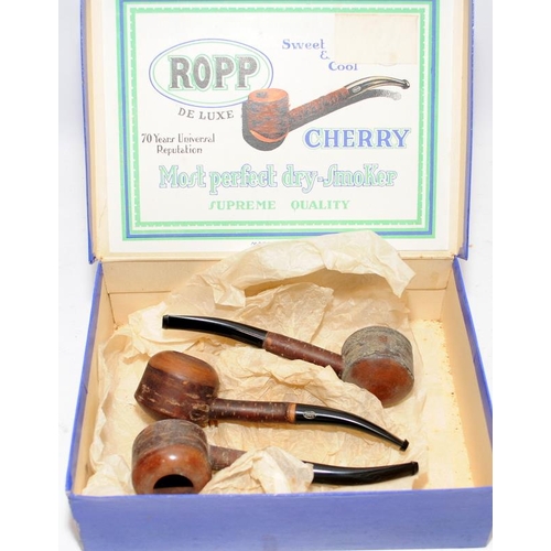 250 - Collection of vintage Ropp De Luxe cherry pipes. All presented in an unused condition and in an orig... 