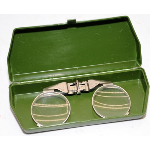 118 - Unusual military issue Mark 5 respirator spectacles in original crows foot marked case. Ref: 6540/99... 