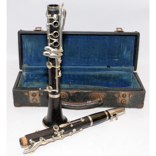 140 - Vintage Hawkes & Son 'First Class' clarinet in original box