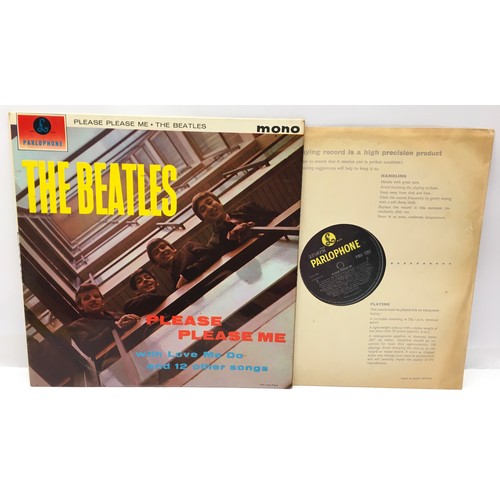 40A - THE BEATLES  'PLEASE PLEASE ME' EARLY 3rd PRESS VINYL LP. A fantastic copy of this Mono press on Ori... 