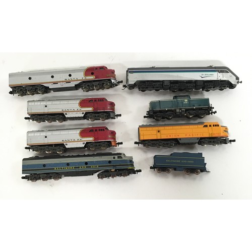 148 - 7 x N Gauge unboxed locomotives: 3 x Atlas Santa Fe Diesel locos, Atlas Union Pacific Diesel loco, L... 