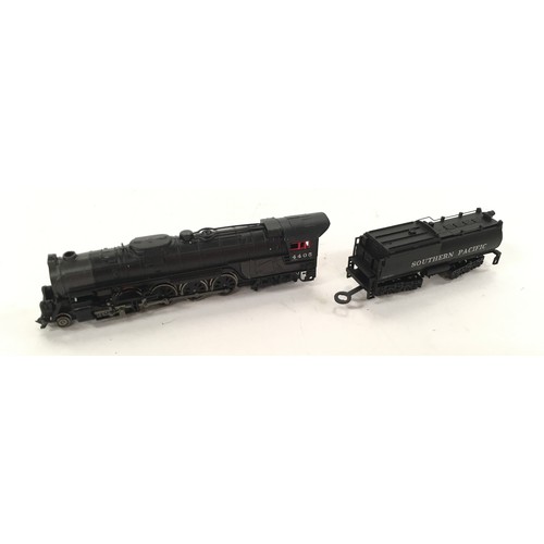 143 - Bachmann N Gauge 58157 steam locomotive Northern 4-8-4 & Vanderbilt Oil Tender - S.P. Appears in Exc... 