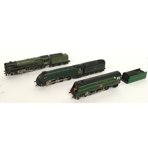 160 - 3 N Gauge locomotives: Graham Farish The Golden Arrow Steam Locomotive 4-6-2 Merchant (tender body o... 