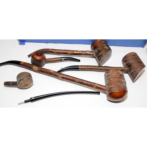 247 - Collection of vintage pipes to include Ropp cherry pipes in various sizes, two antique pipes with si... 