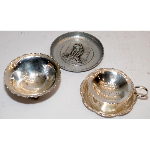 410 - A collection of vintage silver plated curios to include baby soothers