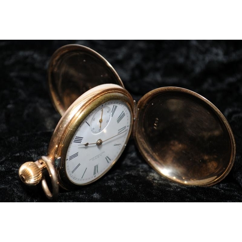 400 - Gold Plated Waltham full Hunter pocket watch with seconds sub dial. Top winding, ticks when wound. V... 