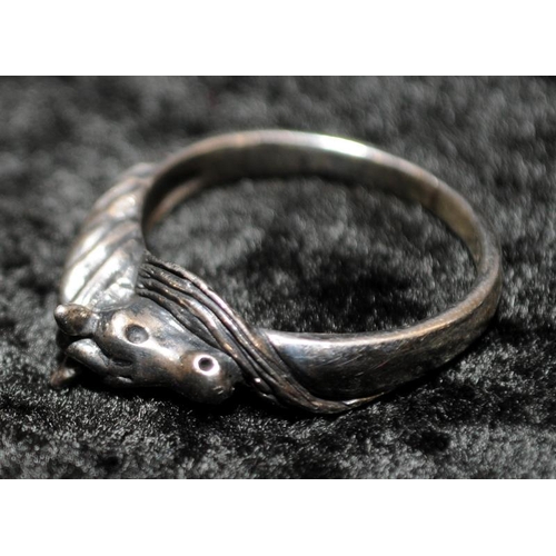 306 - An unusual horse head 925 silver ring Size K 1/2.