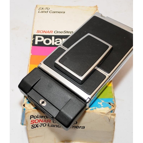 149 - Polaroid SX-70 Land Camera Sonar One Step in original (tatty) box. Being offered in good cosmetic co... 