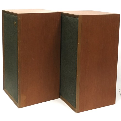 80 - Pair of Wharfedale Super Linton Vintage 1970's Loudspeakers each measuring 48x24x25cm.