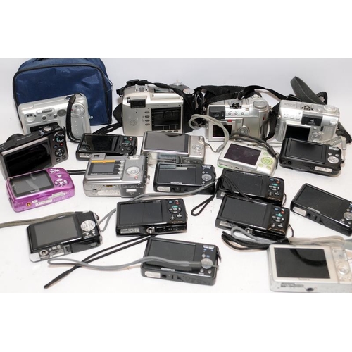 163 - Large quantity of compact digital cameras, makes such as Canon, Olympus, Sony and Lumix. 20 in lot, ... 