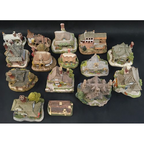 118 - Lilliput Lane: Unboxed collection to include The Blaise Hamlet Collection: Dial Cottage, Vine Cottag... 