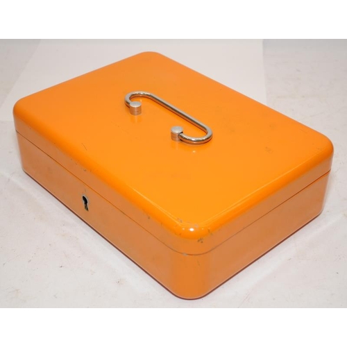 66 - Metal cash box containing a collection of coins and notes including some silver