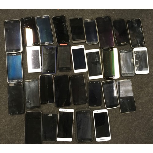 172 - A collection of various mobile phones.