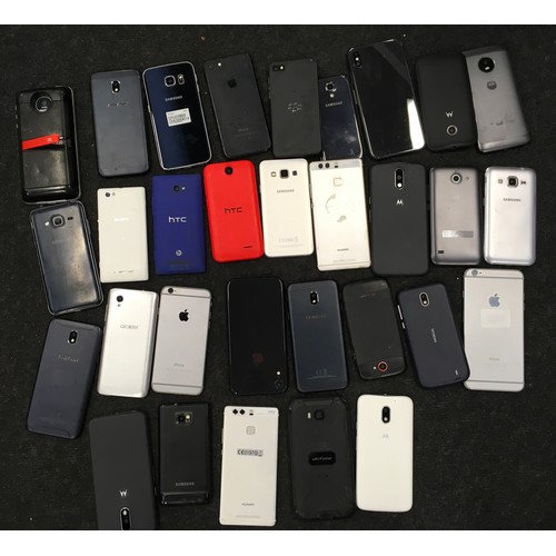 172 - A collection of various mobile phones.