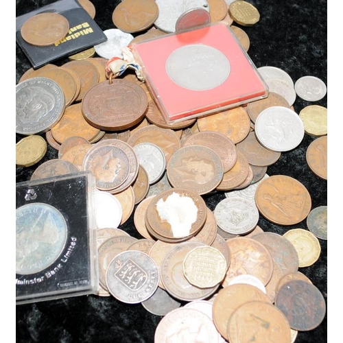 71 - Box containing a collection of GB coins (5)