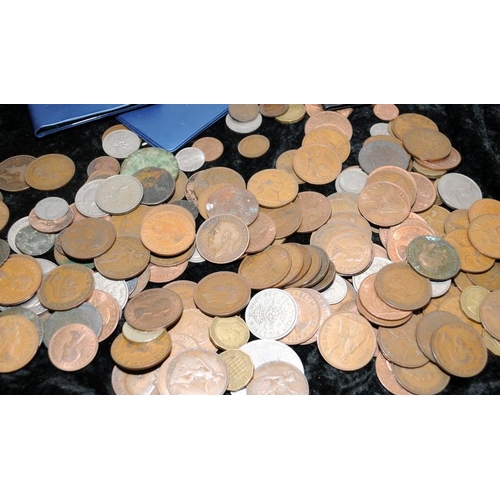 73 - Box containing a quantity of GB coins (7)