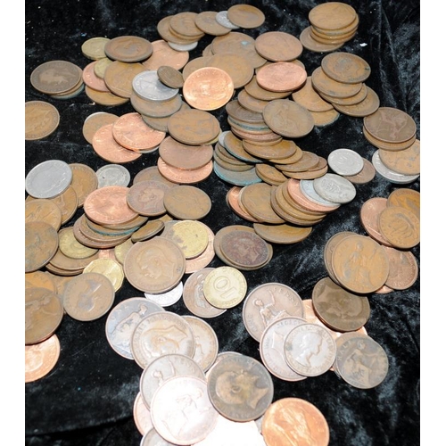 80 - Mixed box of GB and foreign coins