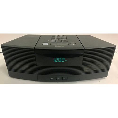 BOSE WAVE RADIO / CD UNIT. This unit comes with base for connecting ...