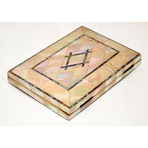 271 - Antique Mother of Pearl card case in good order. 10.5cms x 8cms (cab)